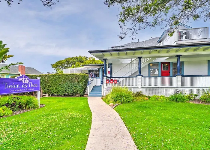 Cozy Carpinteria Apartment: Walkable Location