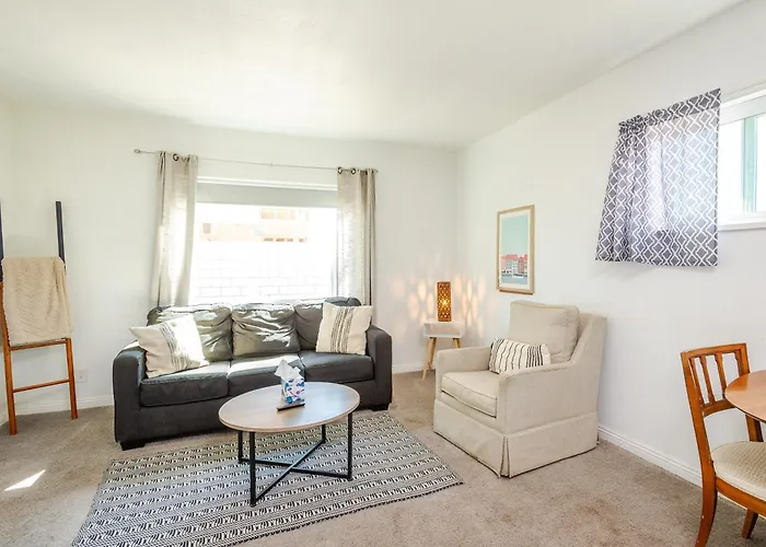 Solvang Bungalow A